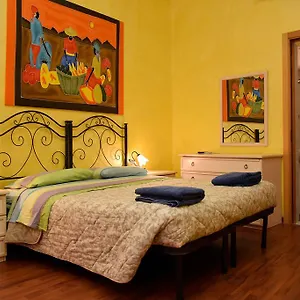 https://la-corte-bed-breakfast-lecce.lecce-hotels.com